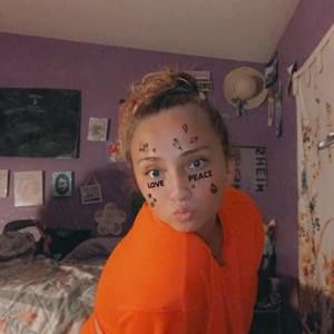 Meet your Posher, Natasha